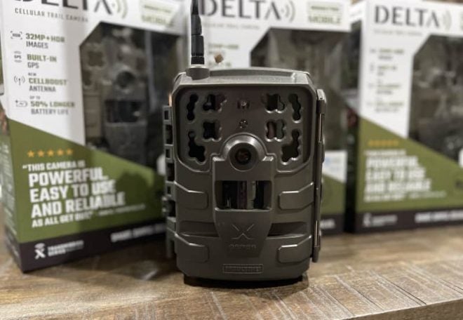 Midwest Deer Camp 2021: Moultrie Mobile Delta Cellular Trail Camera