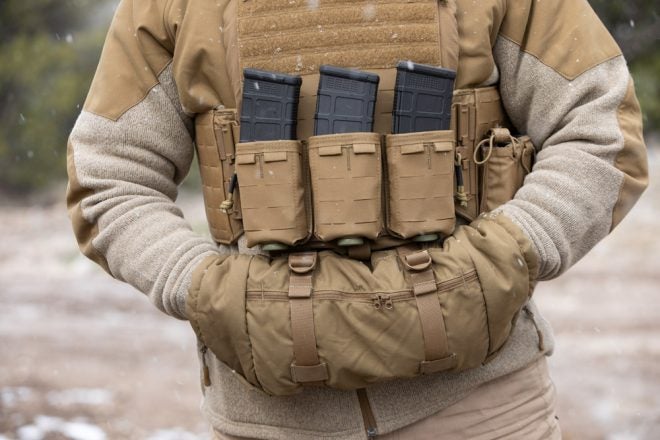 [SHOT 2022] First Spear – Tactical Hand Warmer & Technical Woobie