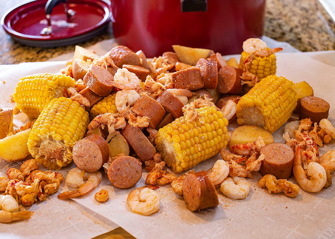 cajun cancooker seafood boil cooker can fish sausage corn jambalaya