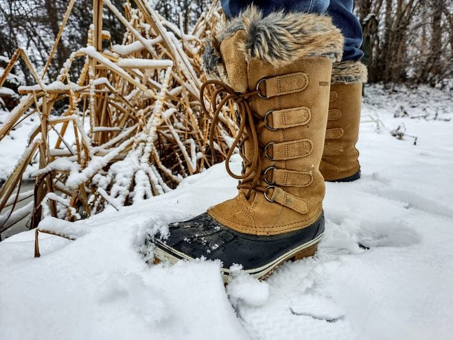AllOutdoor Review: Women’s Northside Kathmandu Winter Snow Boot