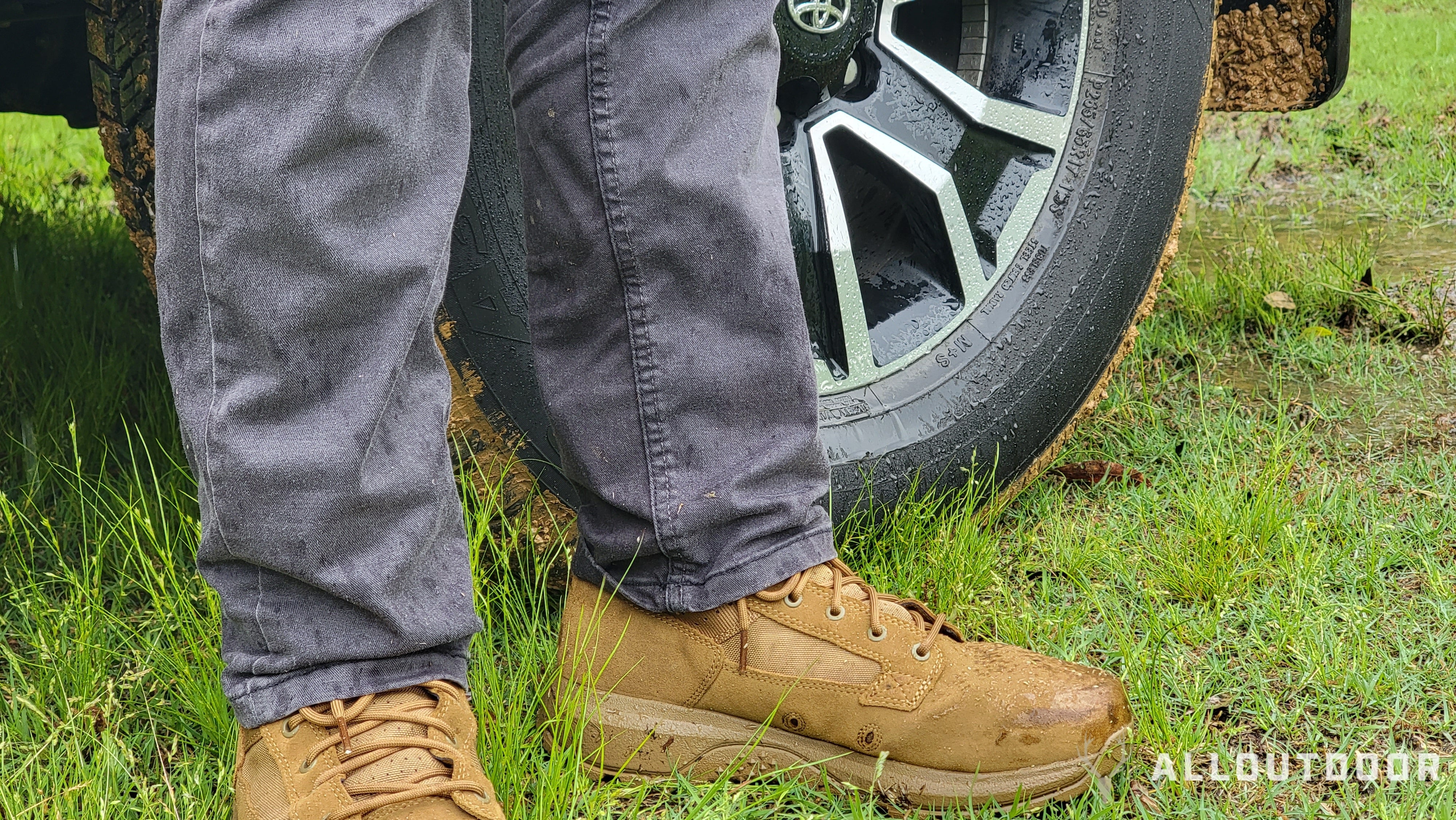 AllOutdoor Review: Deckers X Lab DX-G8 Combat Boots