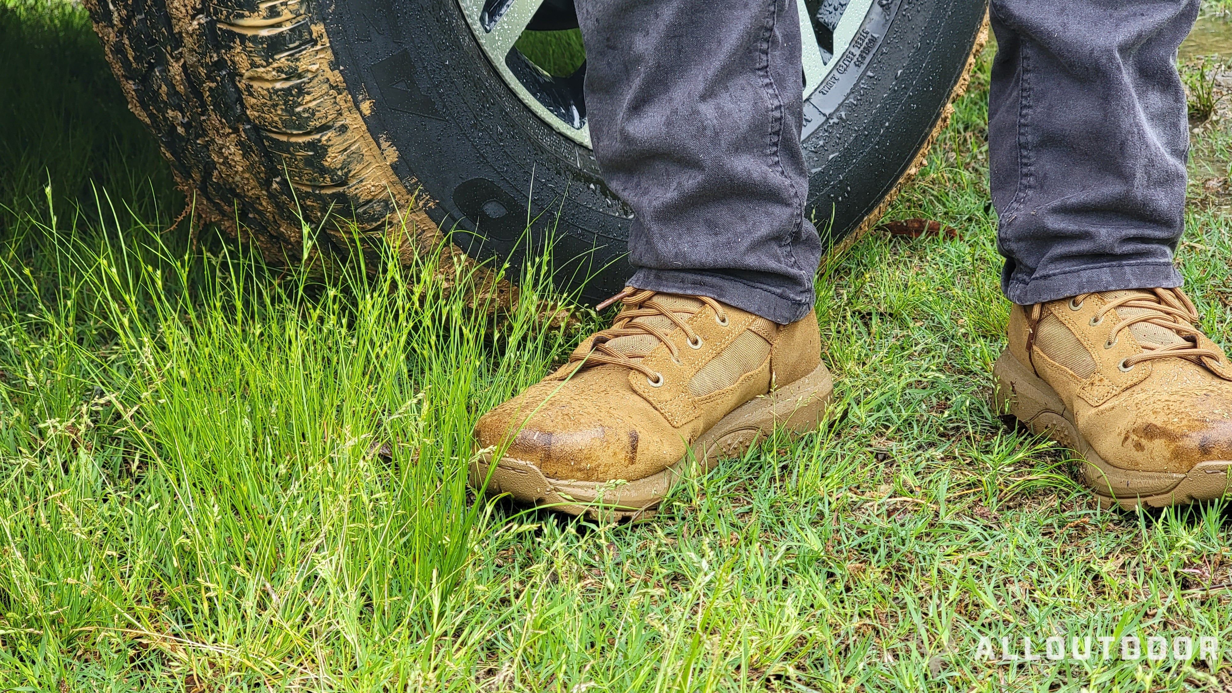 AllOutdoor Review: Deckers X Lab DX-G8 Combat Boots
