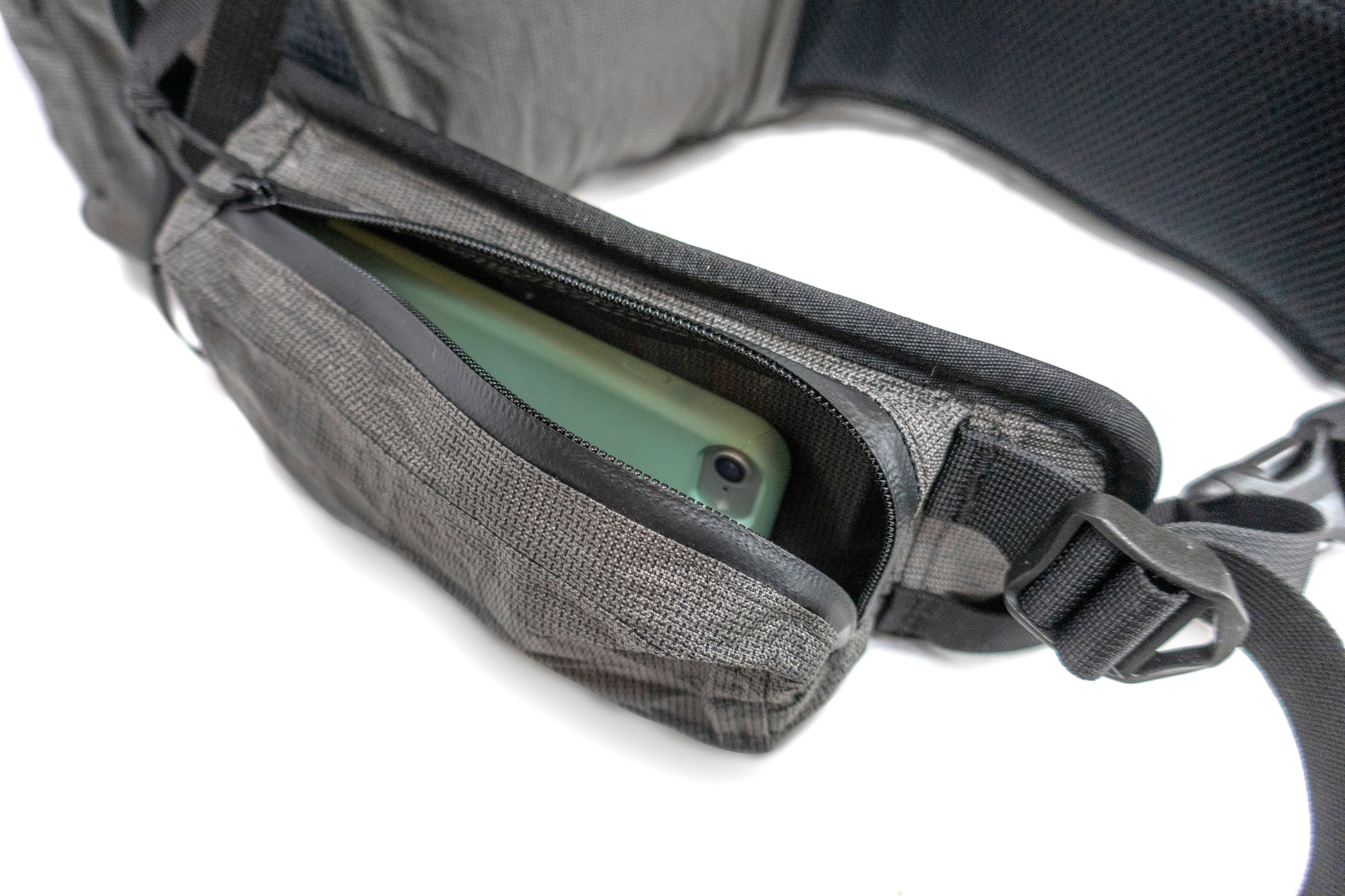 Dan Durston Gear Kakwa 40 Ultralight Backpack frame shoulder strap pockets Ultra 200 fabric phone pocket snack pocket lightweight