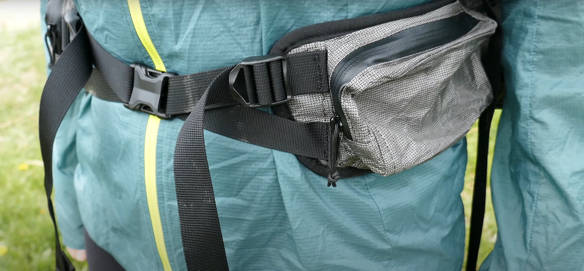 Dan Durston Gear Kakwa 40 Ultralight Backpack load carrying reverse pull YKK AquaGuard zippers