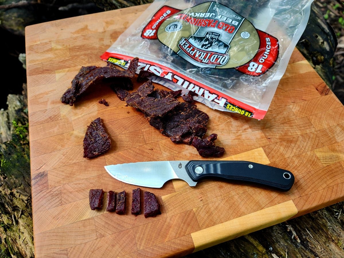 AllOutdoor Review – Old Trapper Old Fashioned Beef Jerky