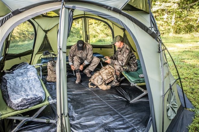 LiteFighter Introduces the Dragoon 8 Person 4 Season Tent