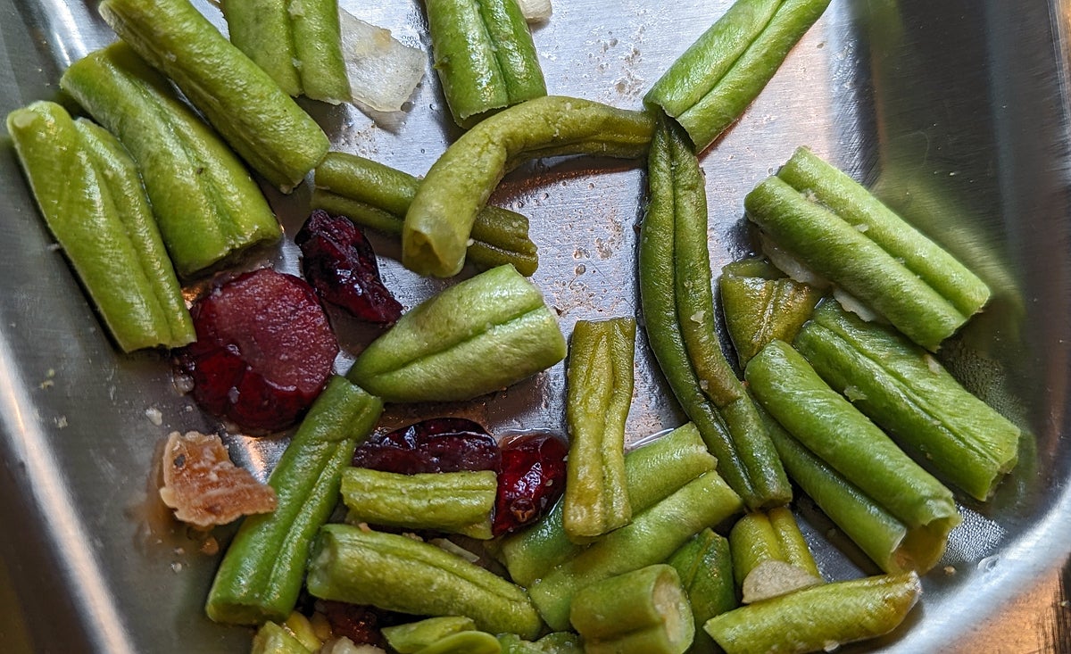 green beans craisins bacon onion trailspoon camping dehydrated freeze dried hiking meals thanksgiving camping meal