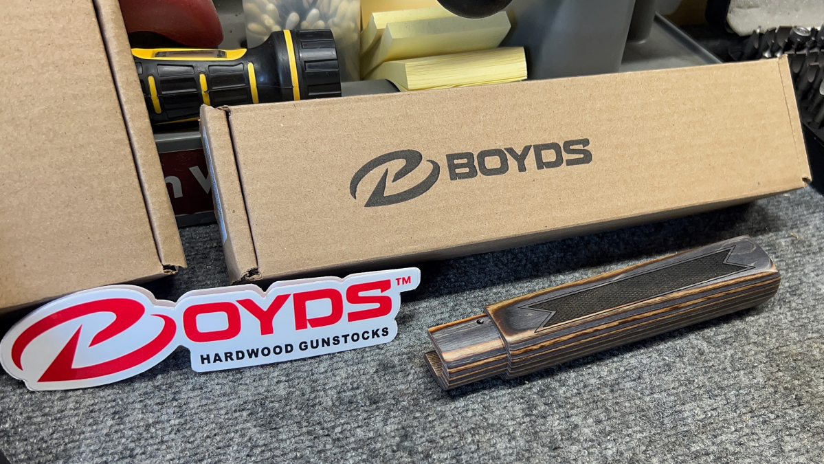 Boyds Henry H001