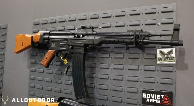 [SHOT 2023] Palmetto State Armory – Battlefield Series StG 44