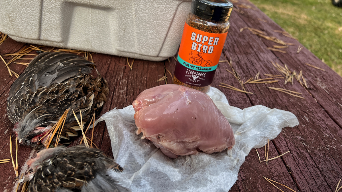 AllOutdoor Review: Fire & Smoke Society - Super Bird Seasoning