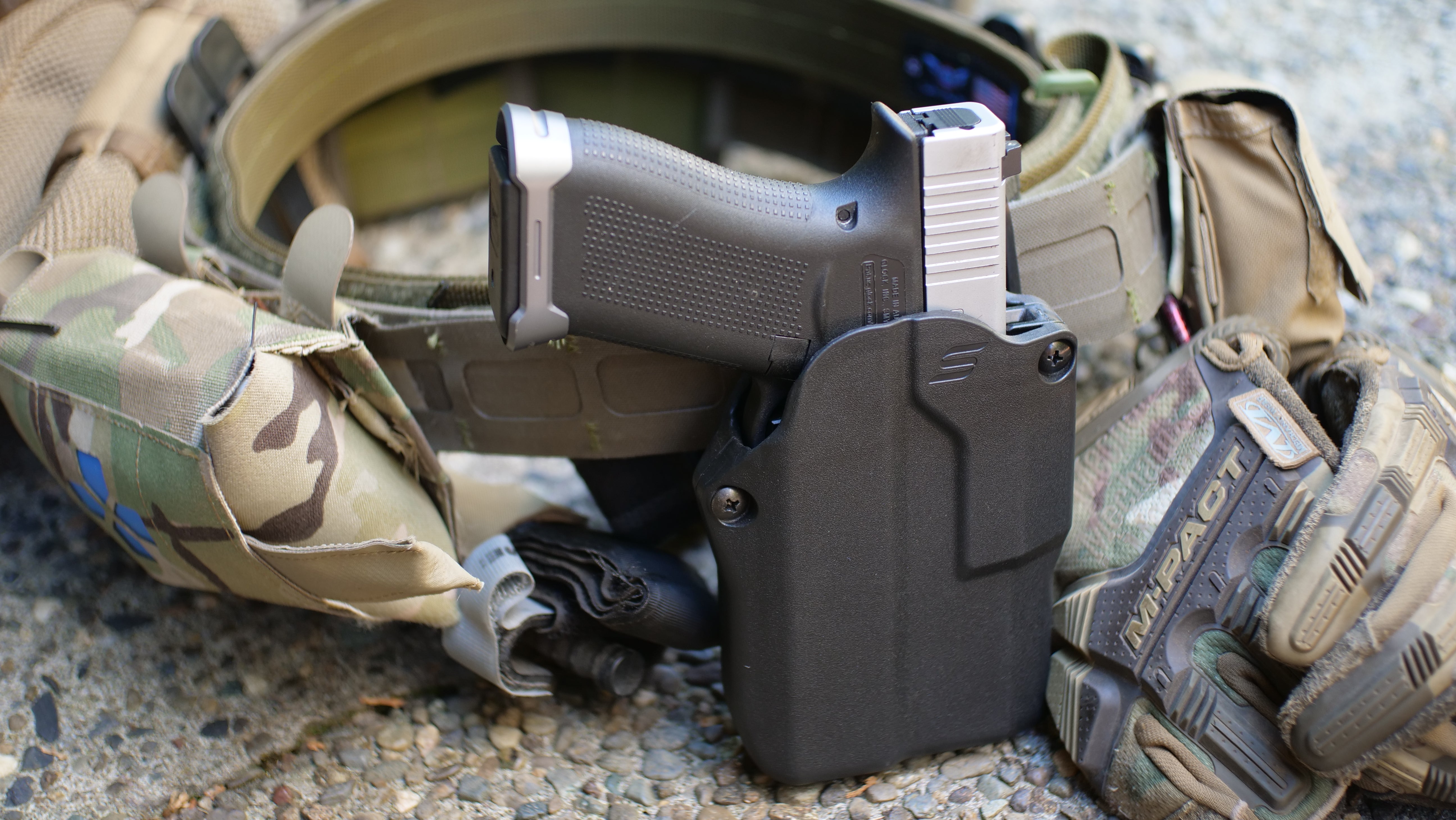NextImg:Safariland Introduces the New Concealable OWB Solis ALS Holster