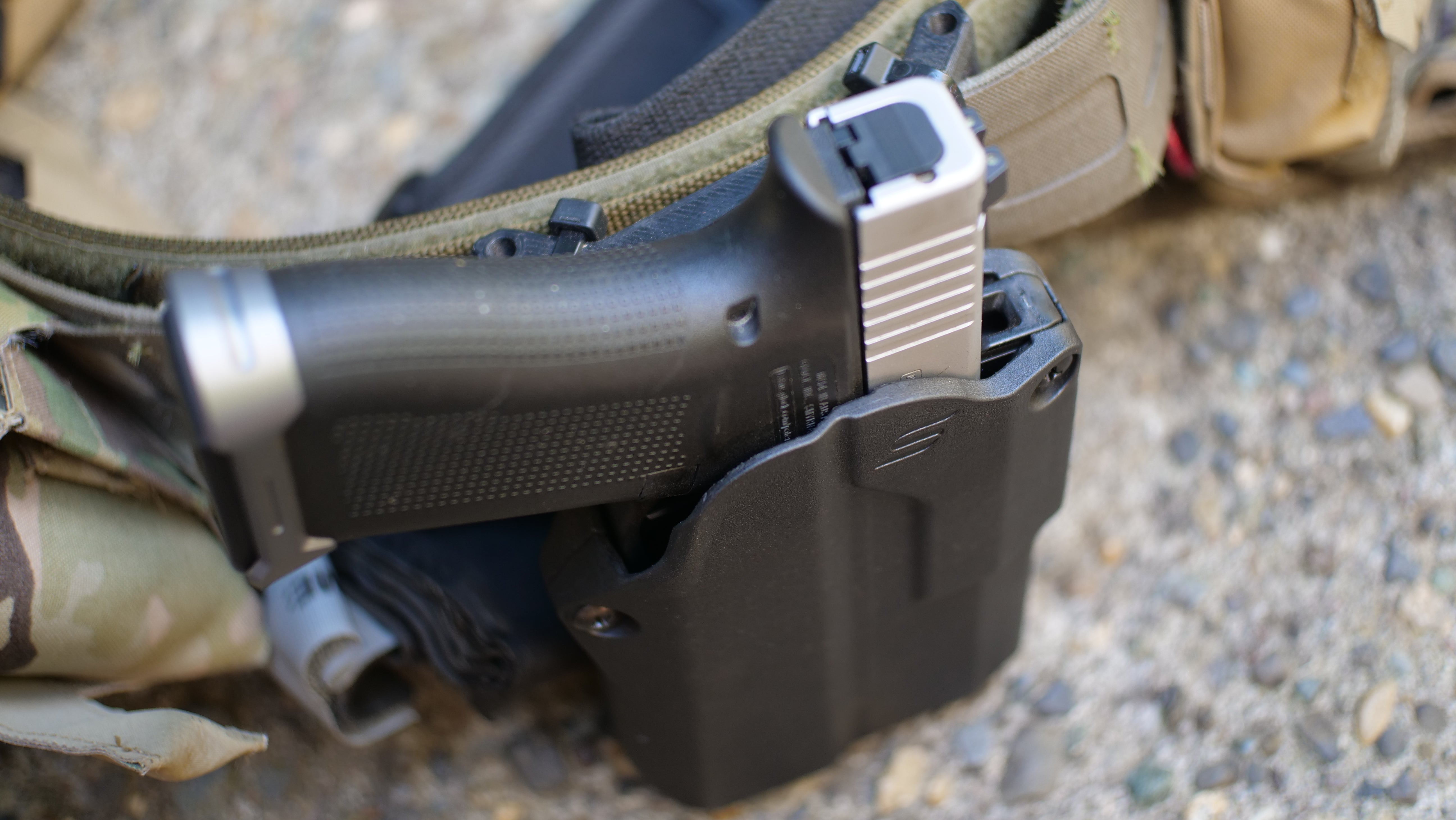 Safariland Introduces the New Concealable OWB Solis ALS Holster