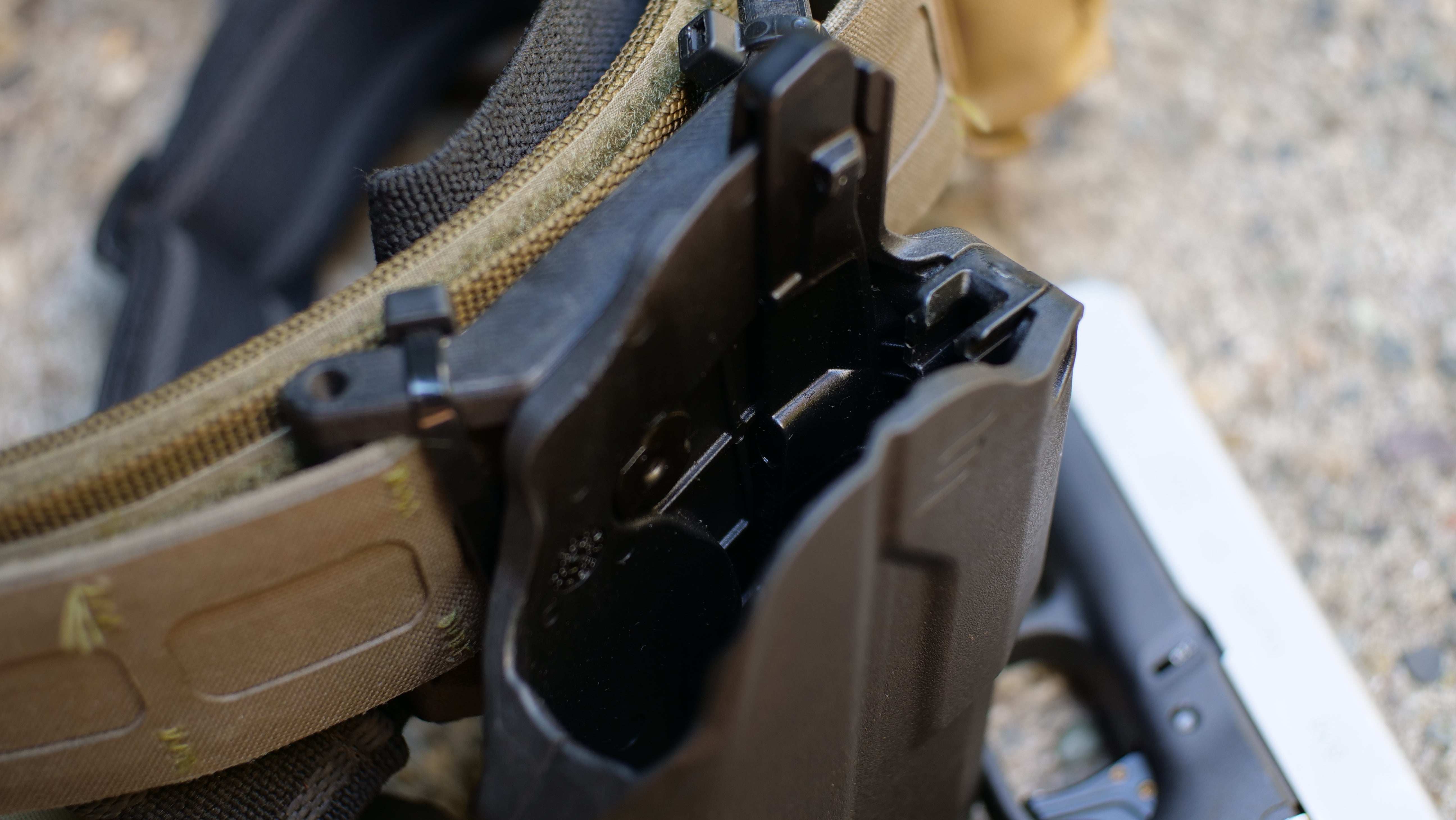 Safariland Introduces the New Concealable OWB Solis ALS Holster