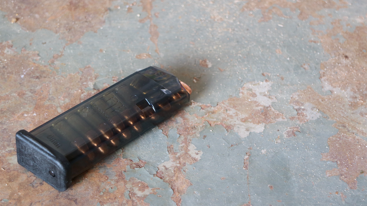 AllOutdoor Review: Elite Tactical Systems Carbon Smoke G19 Magazines
