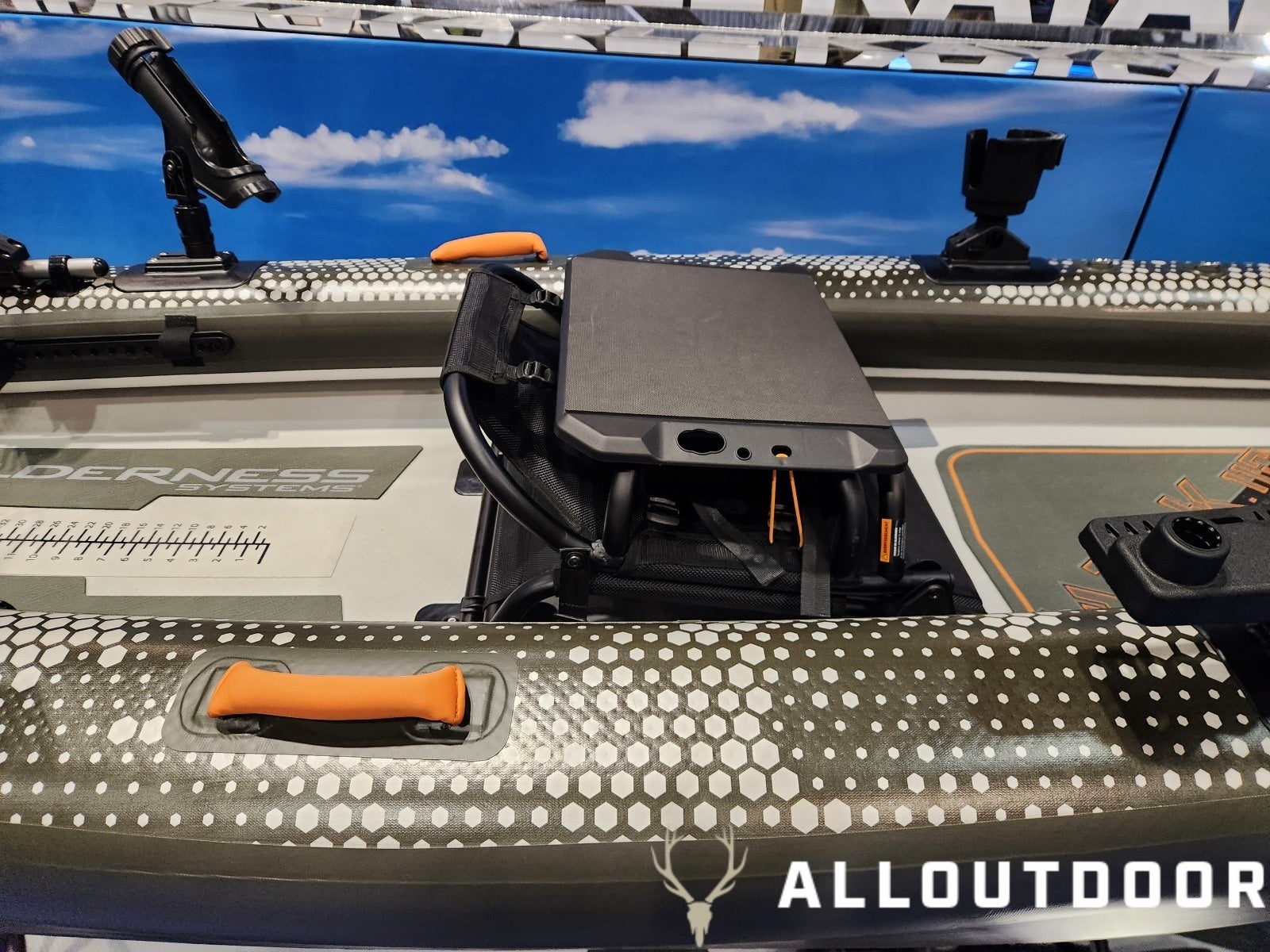 [ICAST 2023]The iA.T.A.K 110 Angler Kayak from Pelican International