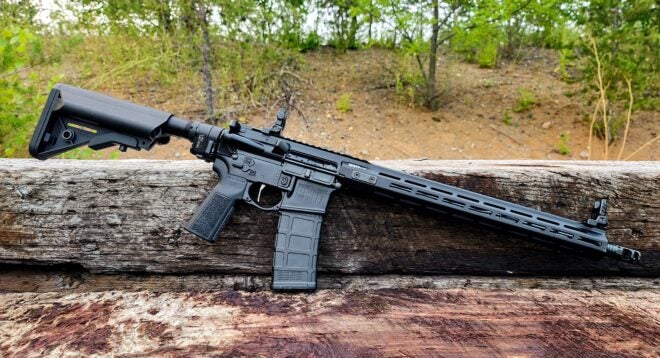 AO Review – Springfield Armory Saint VICTOR w/ Law Tactical Folder