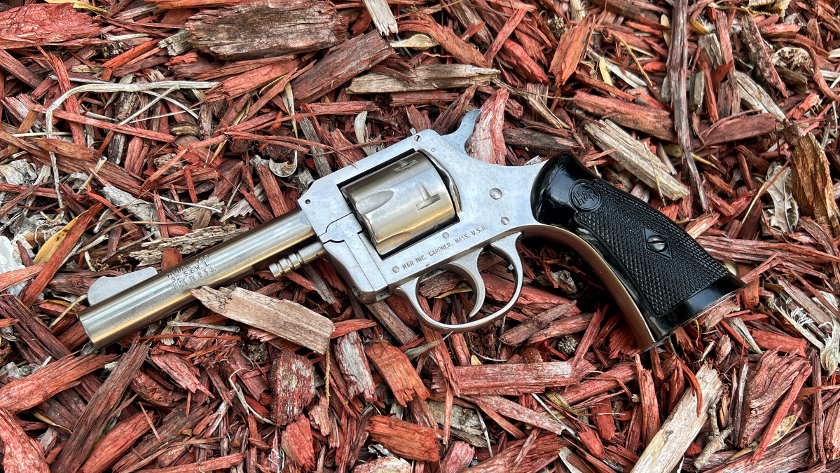 Curious Relics #070: In The Hall with The Revolver – H&R 733 Guardsman Curious Relics #070: In The Hall with The Revolver – H&R 733 Guardsman