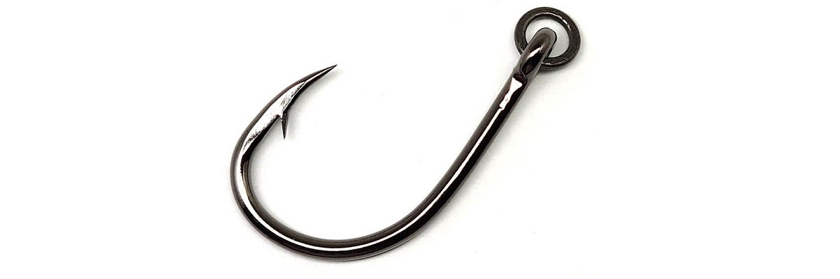 The Guide to Fishing Hooks: Types, Sizes & Use for all your