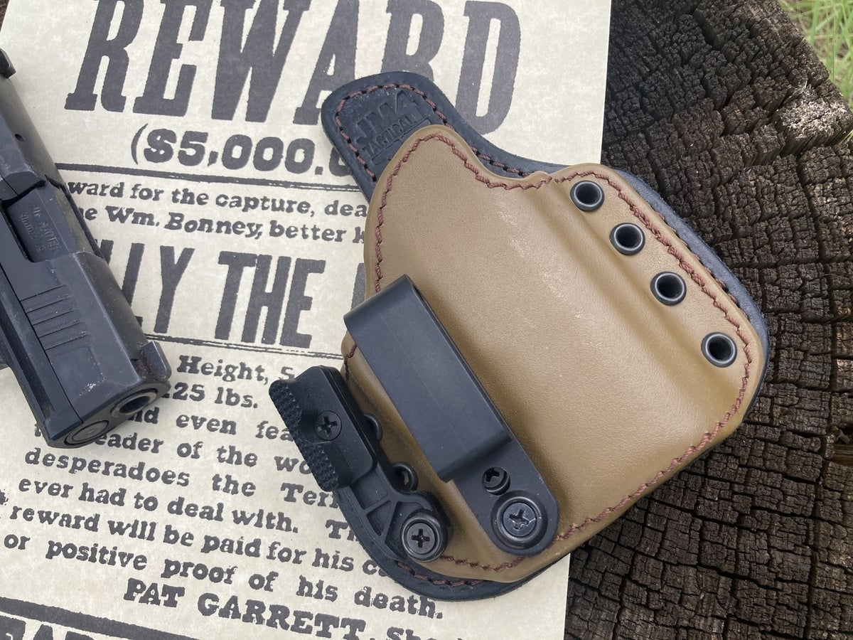 AllOutdoor Review – The JM4 Tactical Regulator IWB Holster AllOutdoor Review – The JM4 Tactical Regulator IWB Holster
