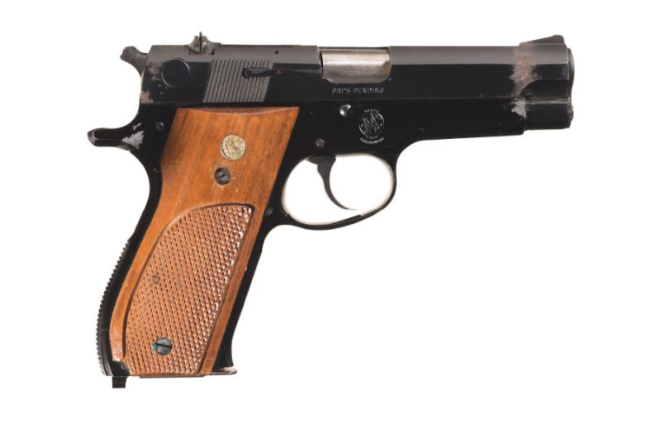 POTD: The King was a Gun Guy- Elvis Presley’s S&W Model 39-2 POTD: The King was a Gun Guy- Elvis Presley’s S&W Model 39-2