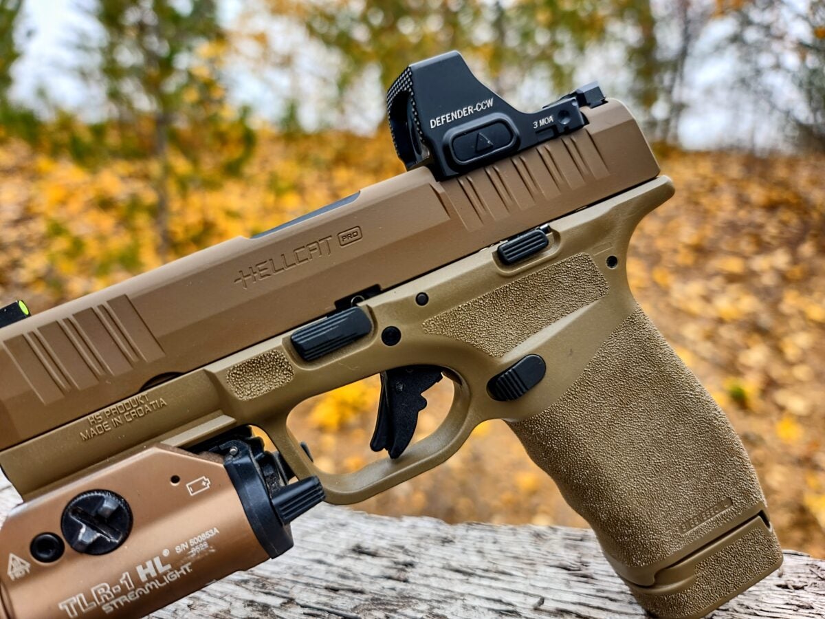 AO Review: Springfield Hellcat Pro OSP Threaded 9mm Desert FDE