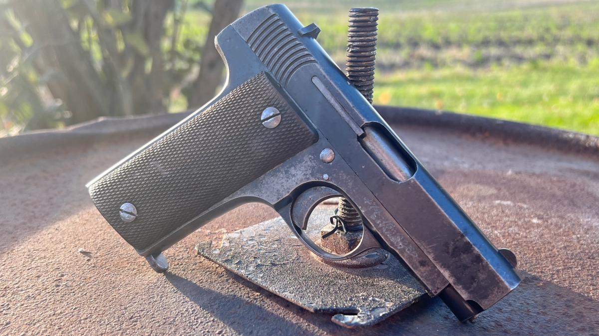 Curious Relics #076: Ruby in The Rough – Spanish Ruby Pistol Curious Relics #076: Ruby in The Rough – Spanish Ruby Pistol