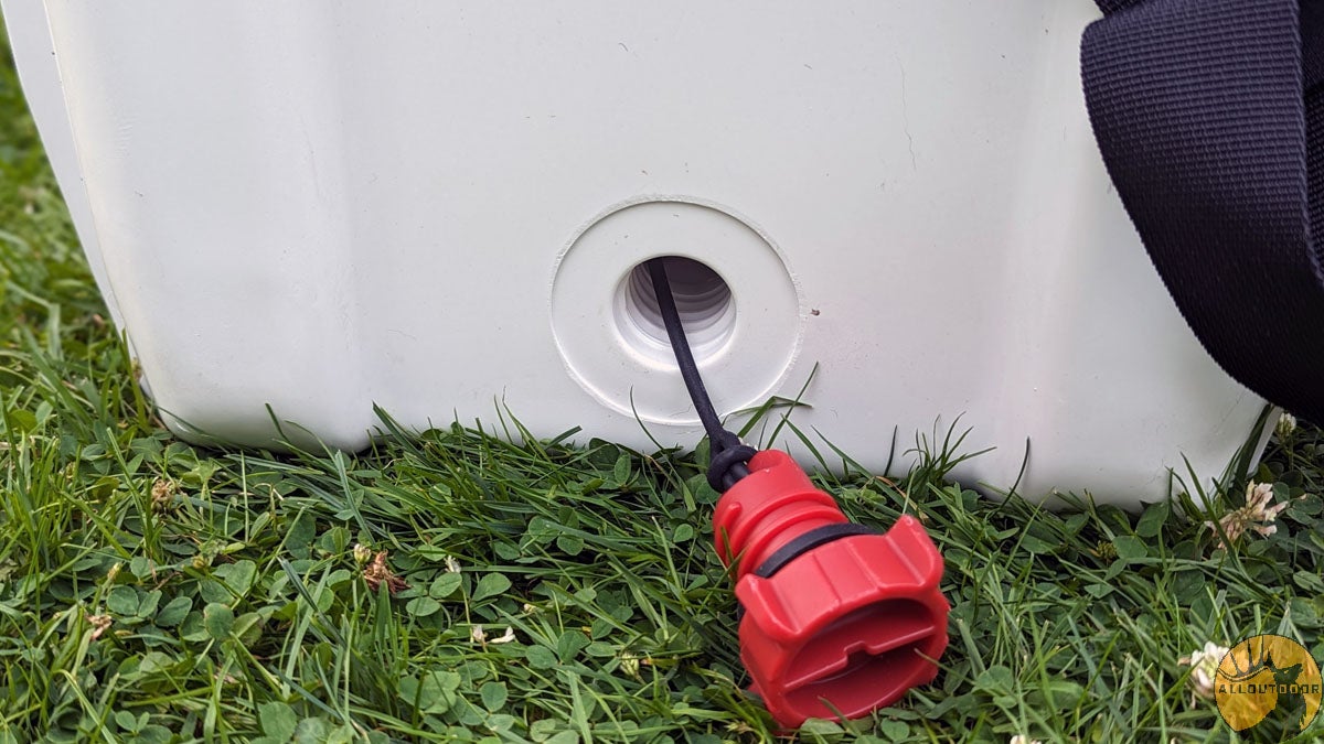 moosejaw rotomolded coolers icefort 25 drain plug easy to use