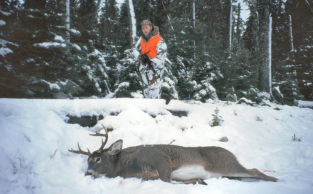 Bagging Big Antlers: Tips for Hunting Elusive Bucks