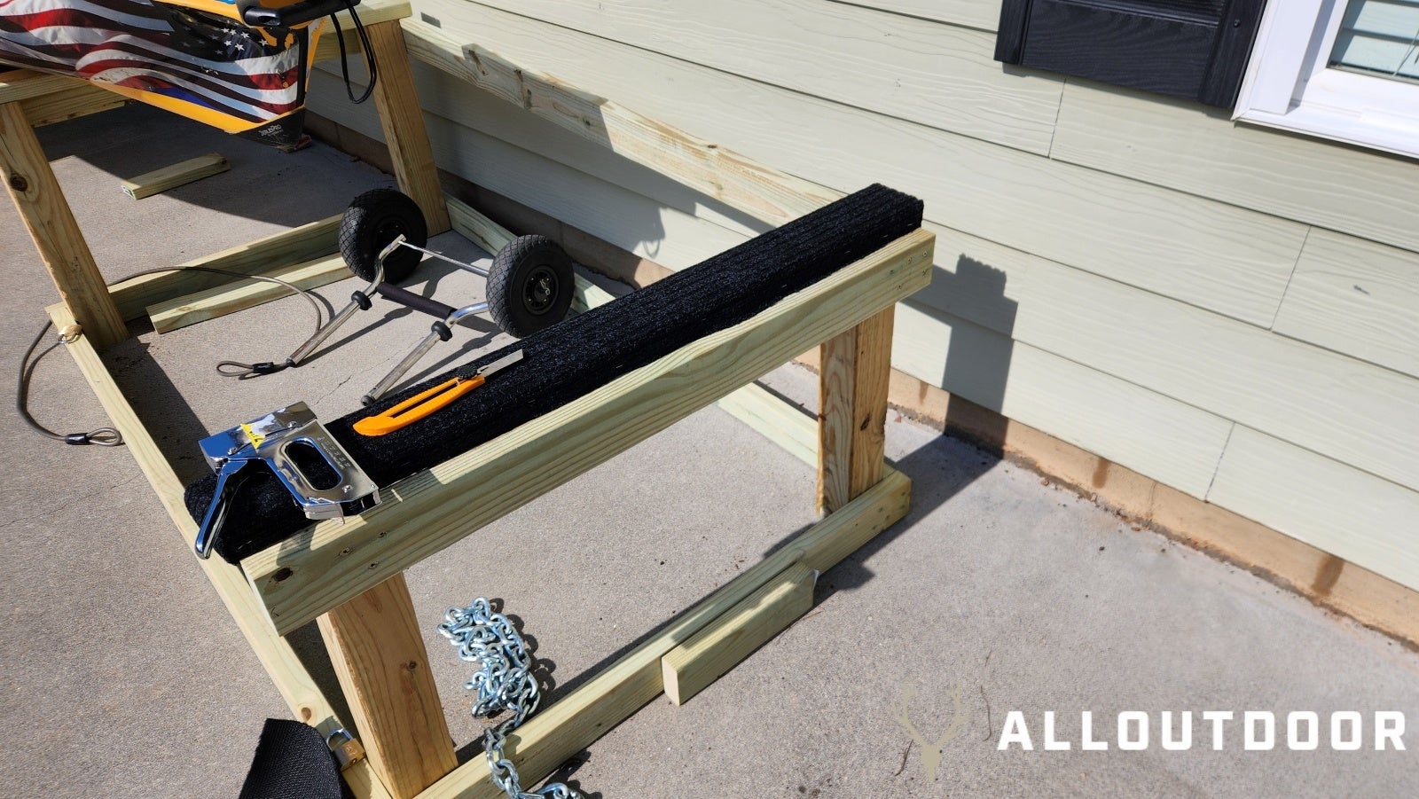 Do-It-Yourself Project (DIY) – Outdoor Kayak Rack