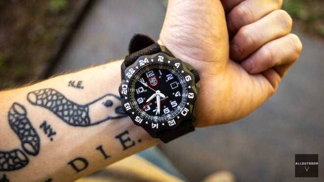 AllOutdoor Preview – Luminox F-117 Nighthawk 6440 Watch