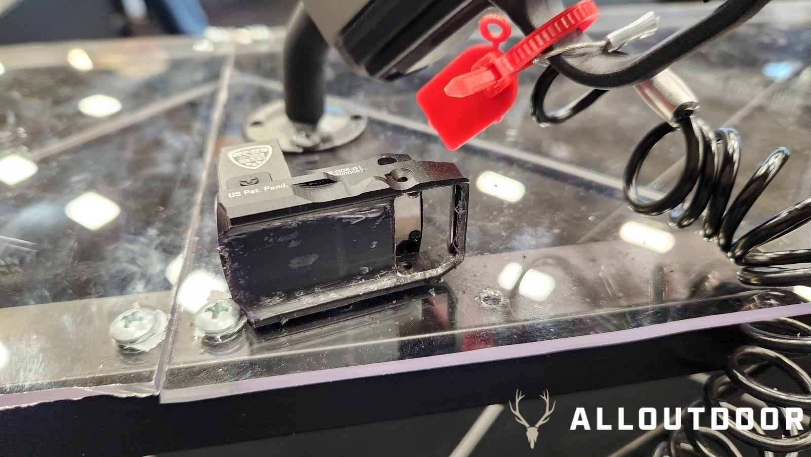 [NRAAM 2024] NEW Magnetic Red Dot Mount from High End Defense