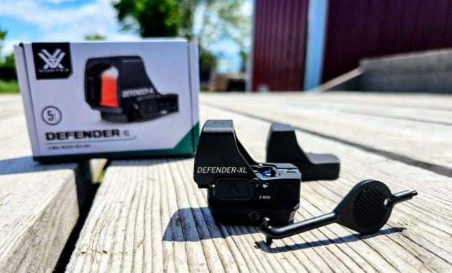 AllOutdoor Review – Vortex Optics Defender-XL 5 MOA Micro Red Dot