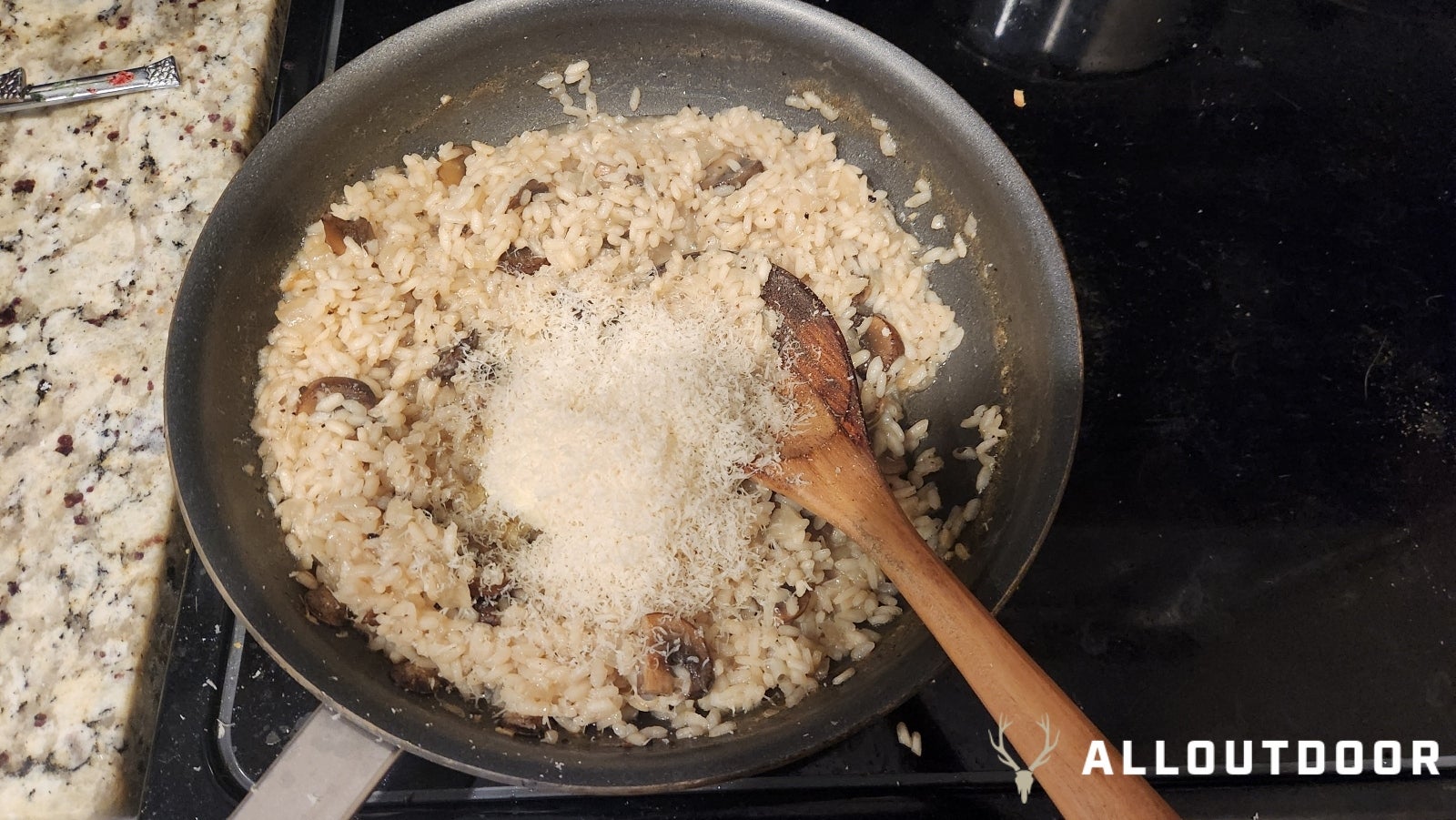Cook Your Catch - Bay Scallop Scampi with Mushroom Risotto 