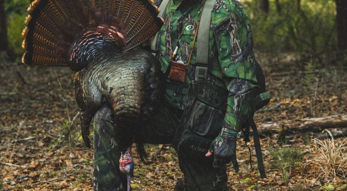 Mossy Oak Announces their NEW Woodsman Strap Turkey Vest