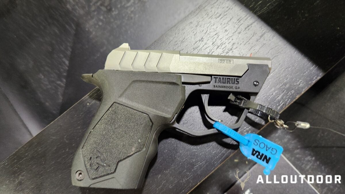 [NRAAM 2025] A Micro-Compact Pocket Pistol – The Taurus 22 Tuc