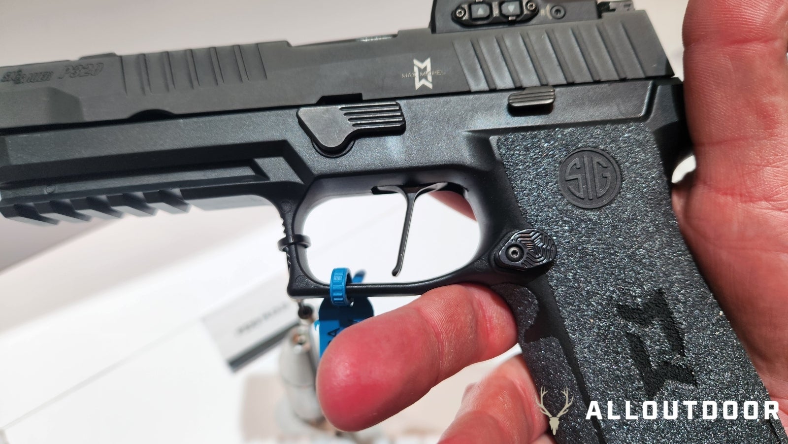 [NRAAM 2025] The Flagship Sidearm of SIG's OFF-DUTY Program – P320 M.O.D.