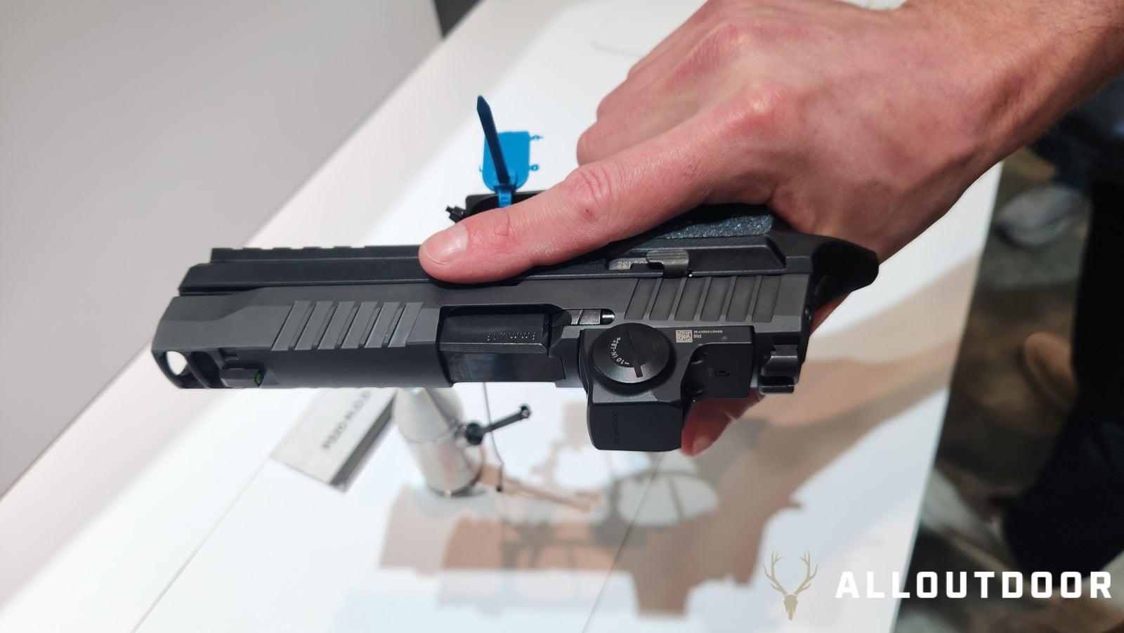 [NRAAM 2025] The Flagship Sidearm of SIG's OFF-DUTY Program – P320 M.O.D.
