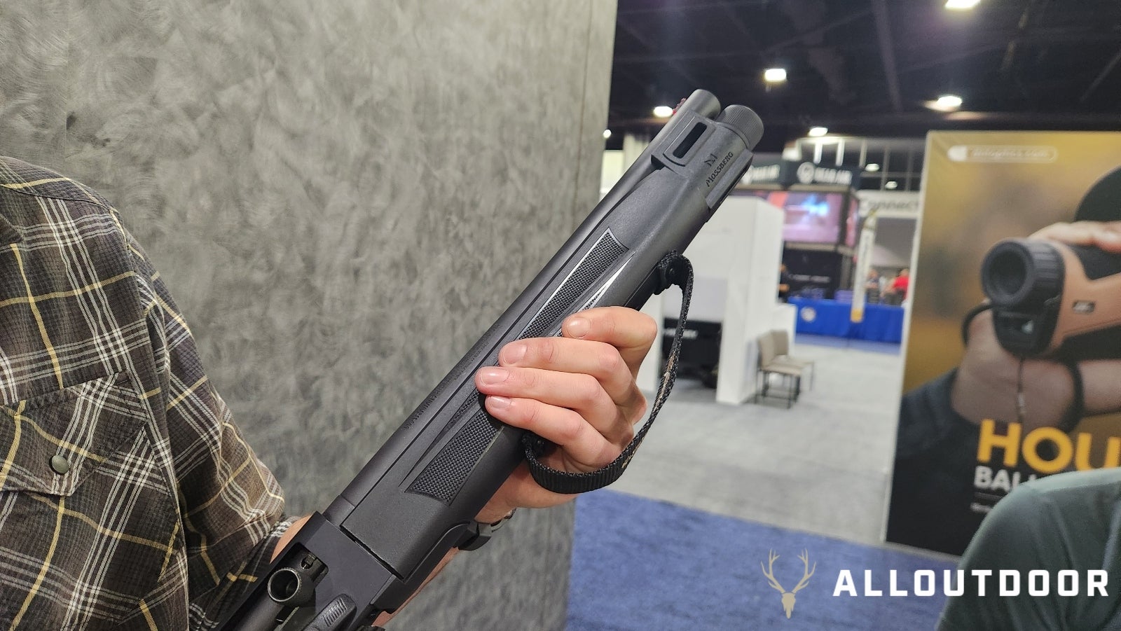 [NRAAM 2025] The Shockwave Goes Semi – Mossberg 990 AfterShock