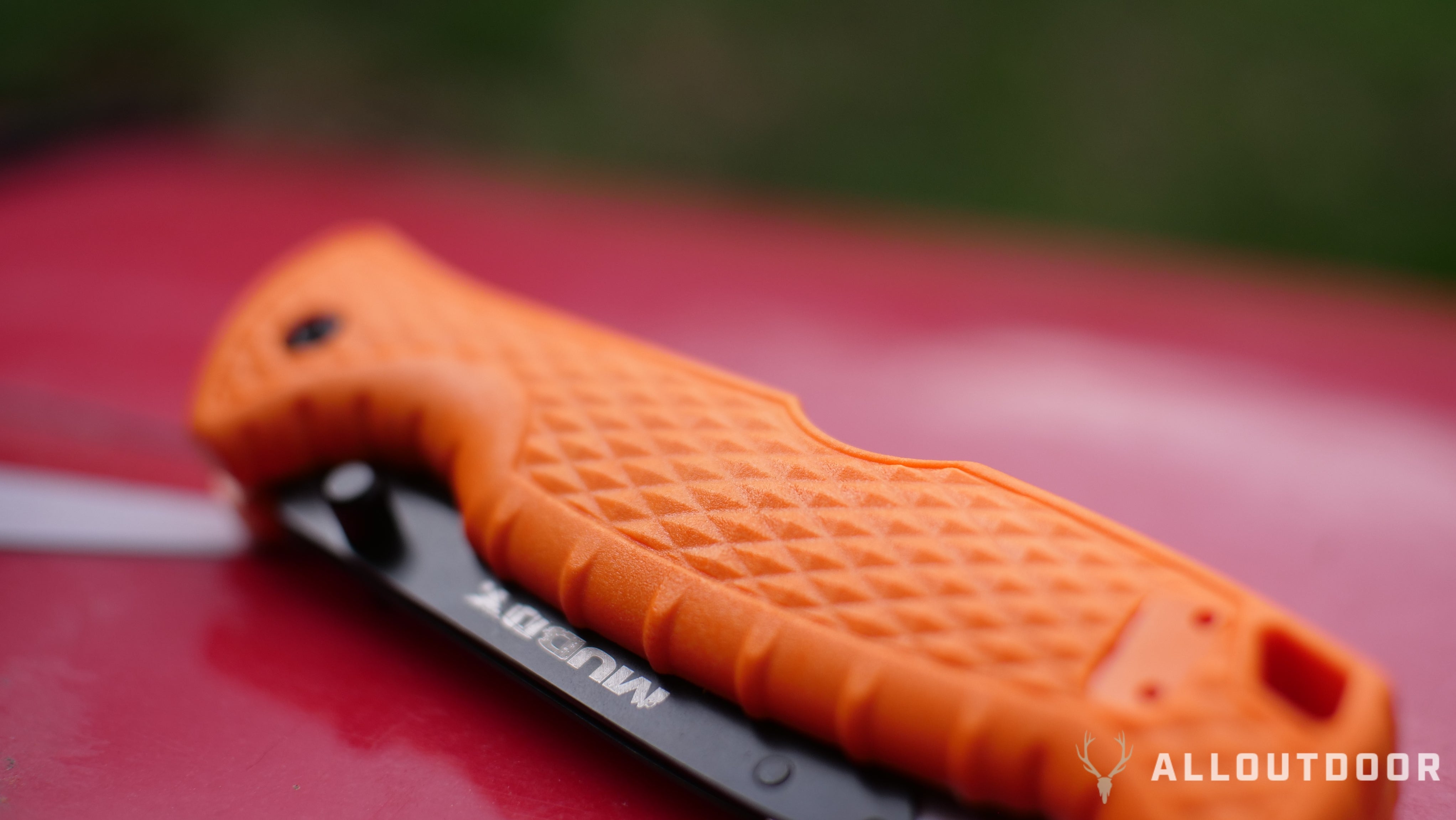 AllOutdoor Review: Why the Muddy SWAP is My New Favorite Truck Knife