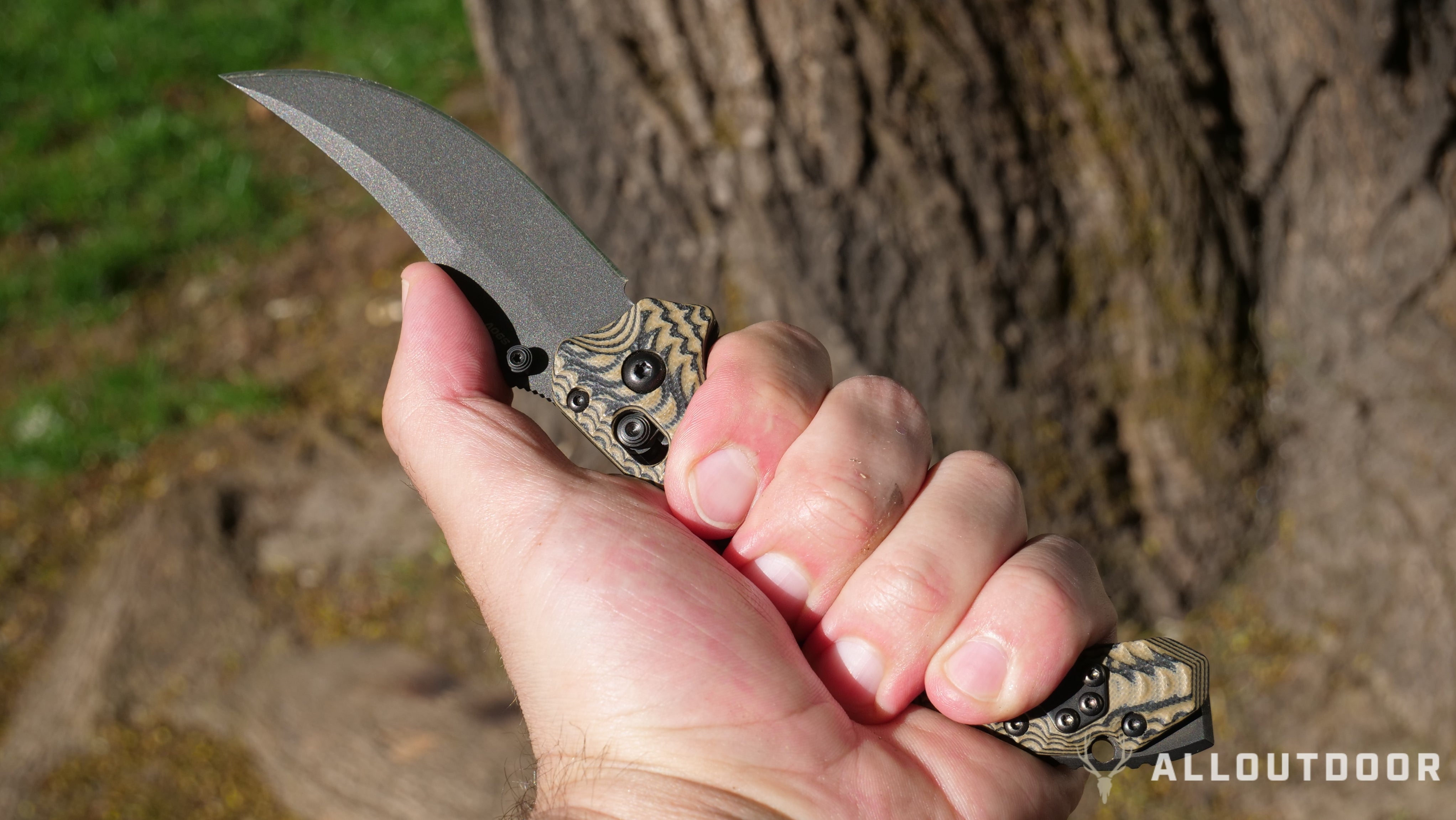 AllOutdoor Review: Benchmade Mini Bedlam Scimitar Tactical Folder
