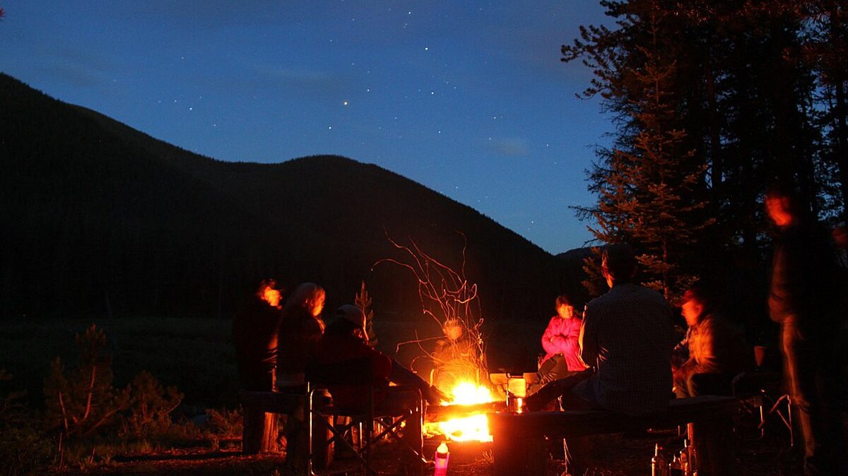 Campfire Safety Tips to Help YOU Prevent Wildfires While Camping Campfire Safety Tips to Help YOU Prevent Wildfires While Camping