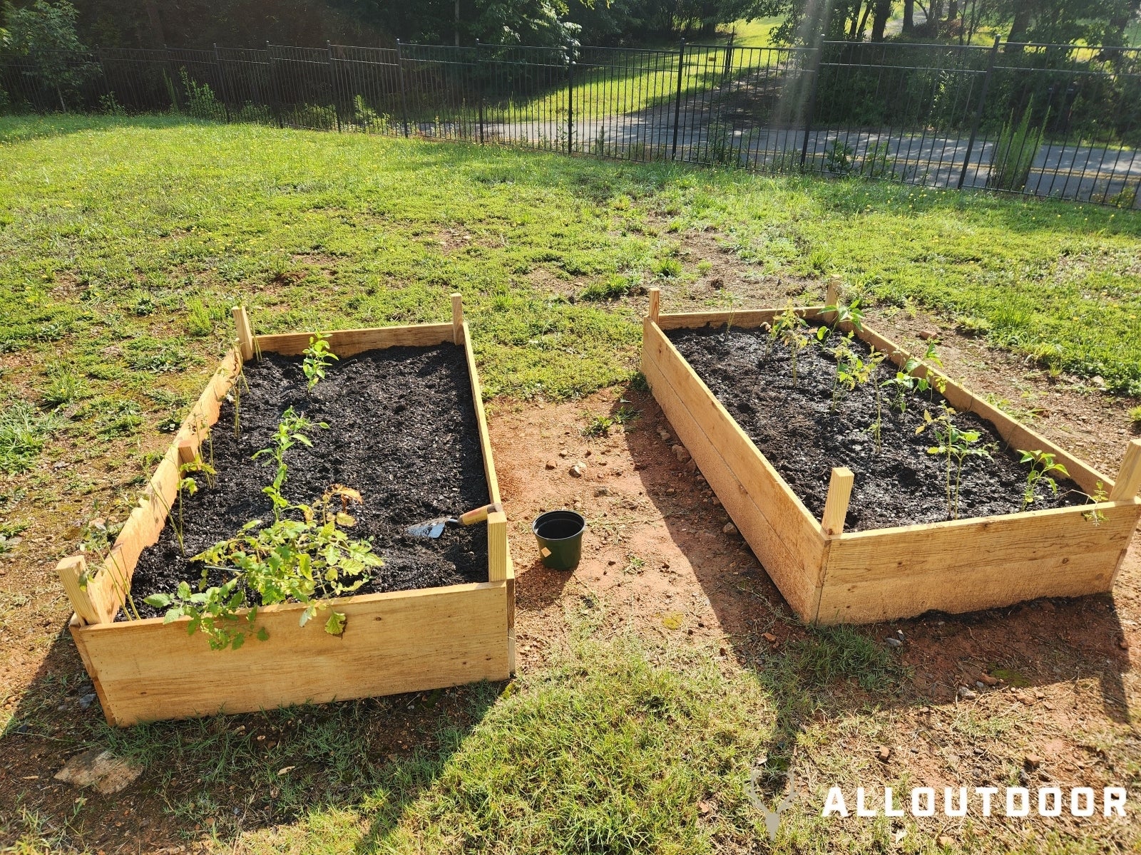How to Build your own Raised Bed for your Homestead