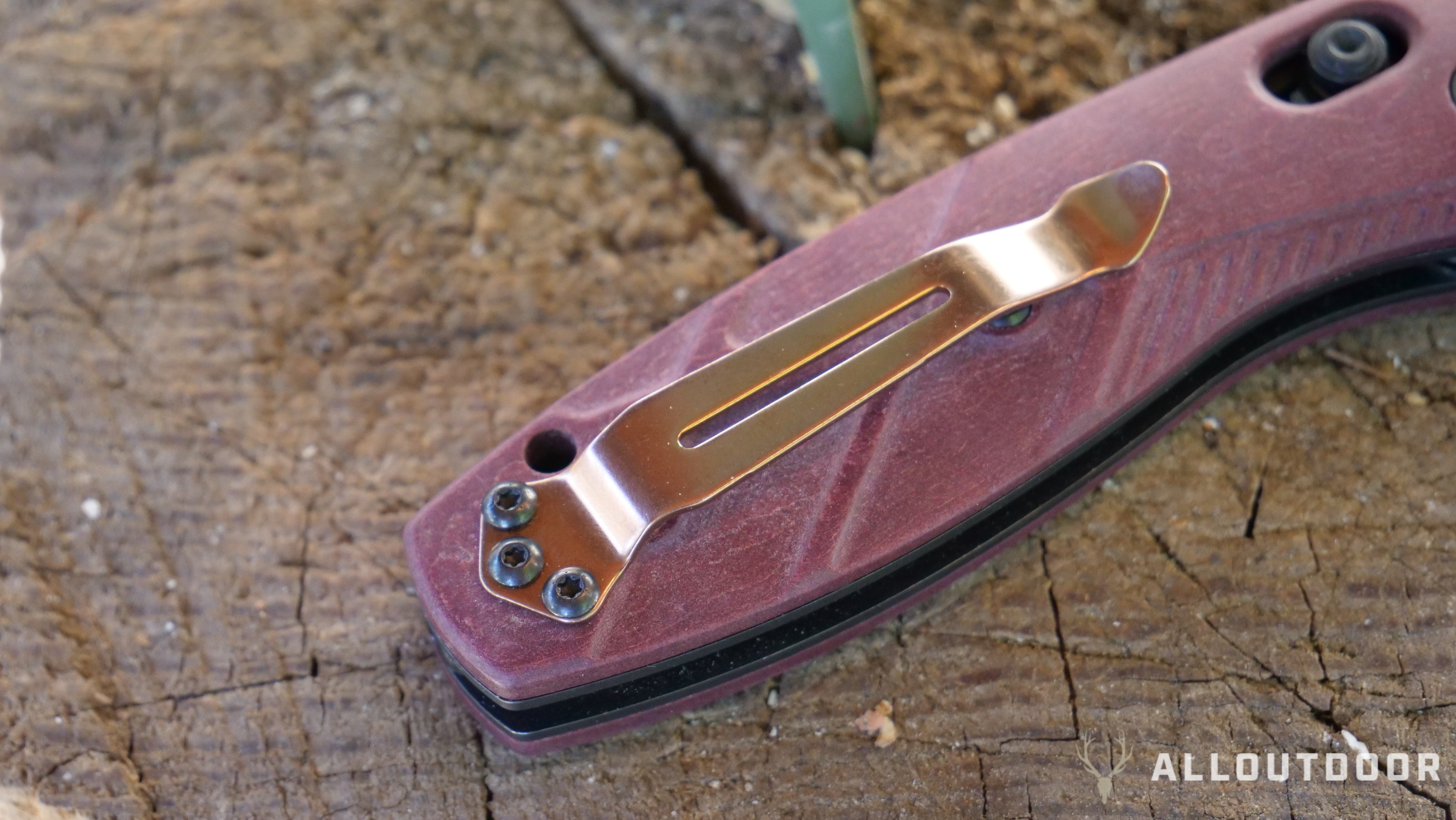 AllOutdoor Review: The Badass Benchmade Mini Barrage