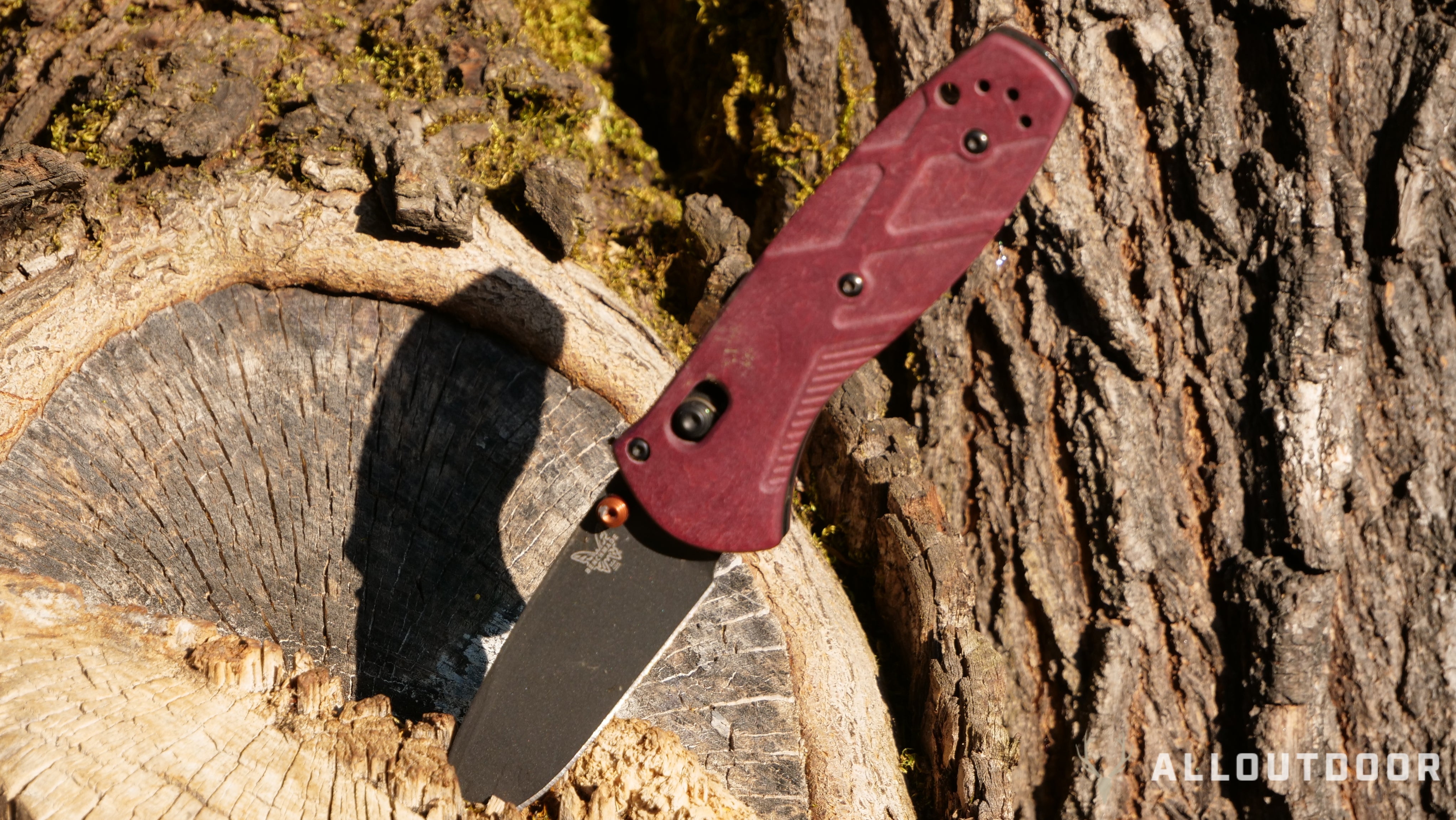 AllOutdoor Review: The Badass Benchmade Mini Barrage